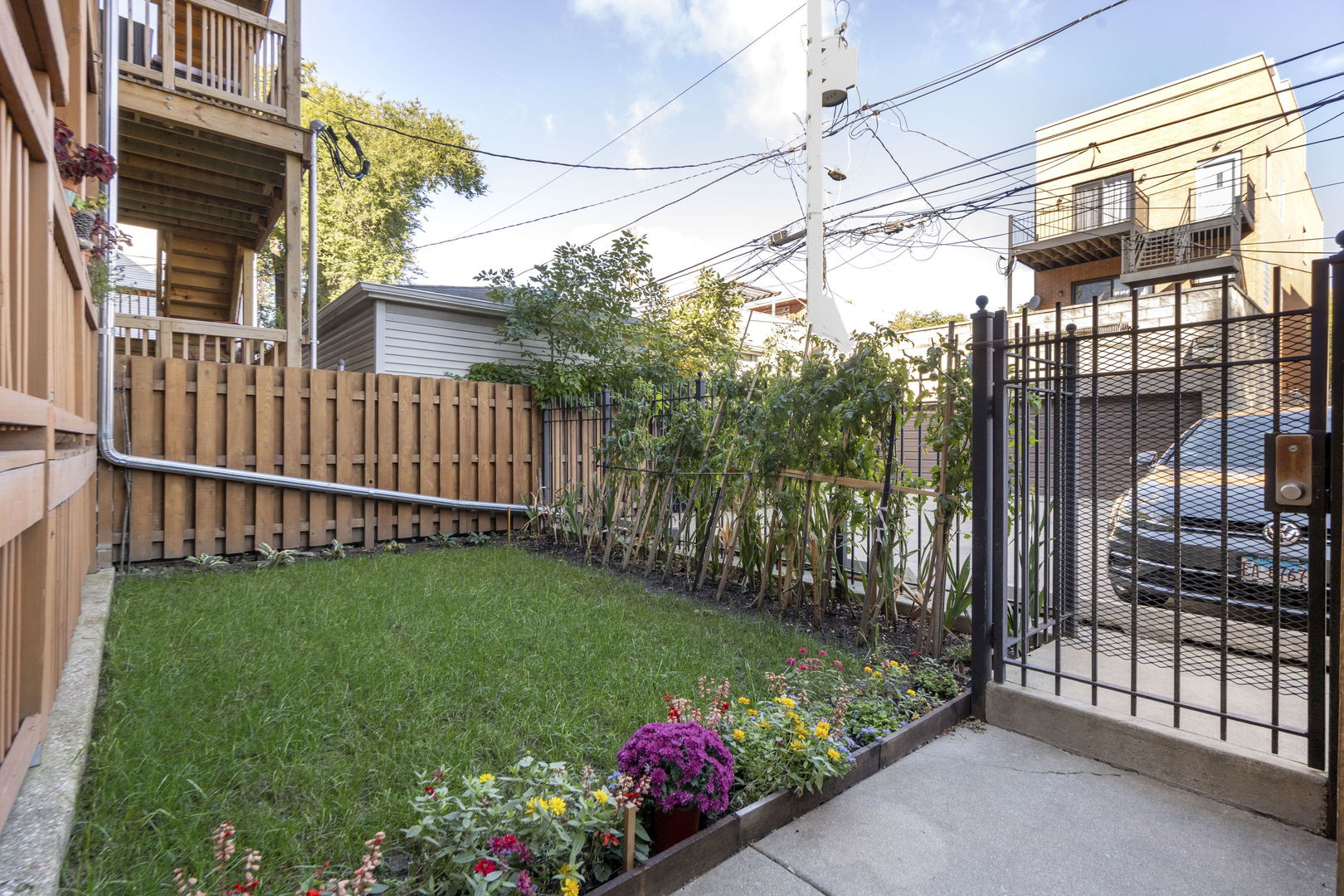 2624 West Rice Street, Unit 2F Chicago, IL 60622 - Photo 16 of 17 a view of a porch with a yard