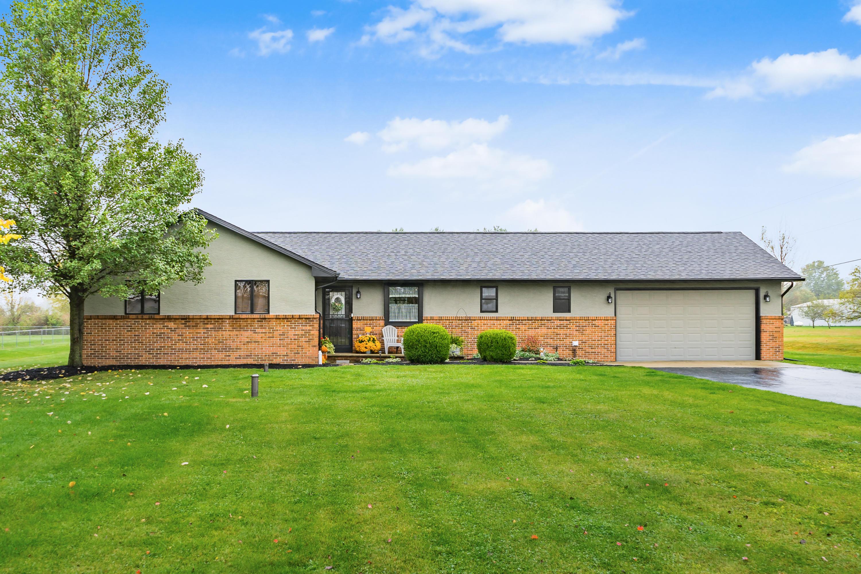 13811 Cable Road Southwest Pataskala, OH 43062 - Photo 1 of 37 Gallery Image 1