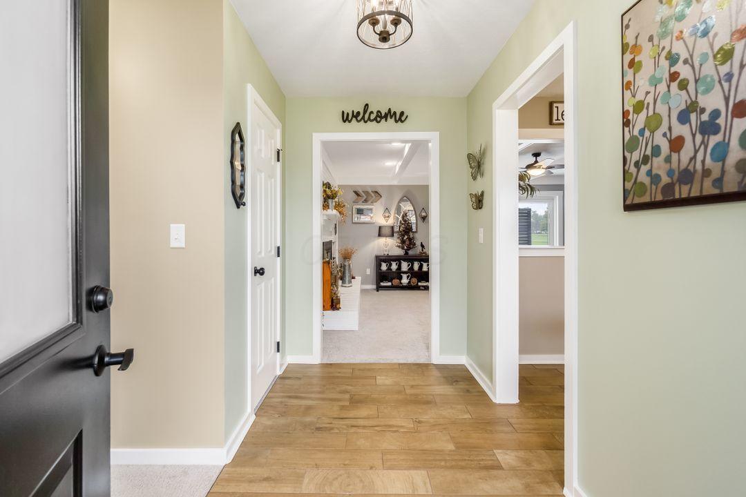 13811 Cable Road Southwest Pataskala, OH 43062 - Photo 6 of 37 Gallery Image 6