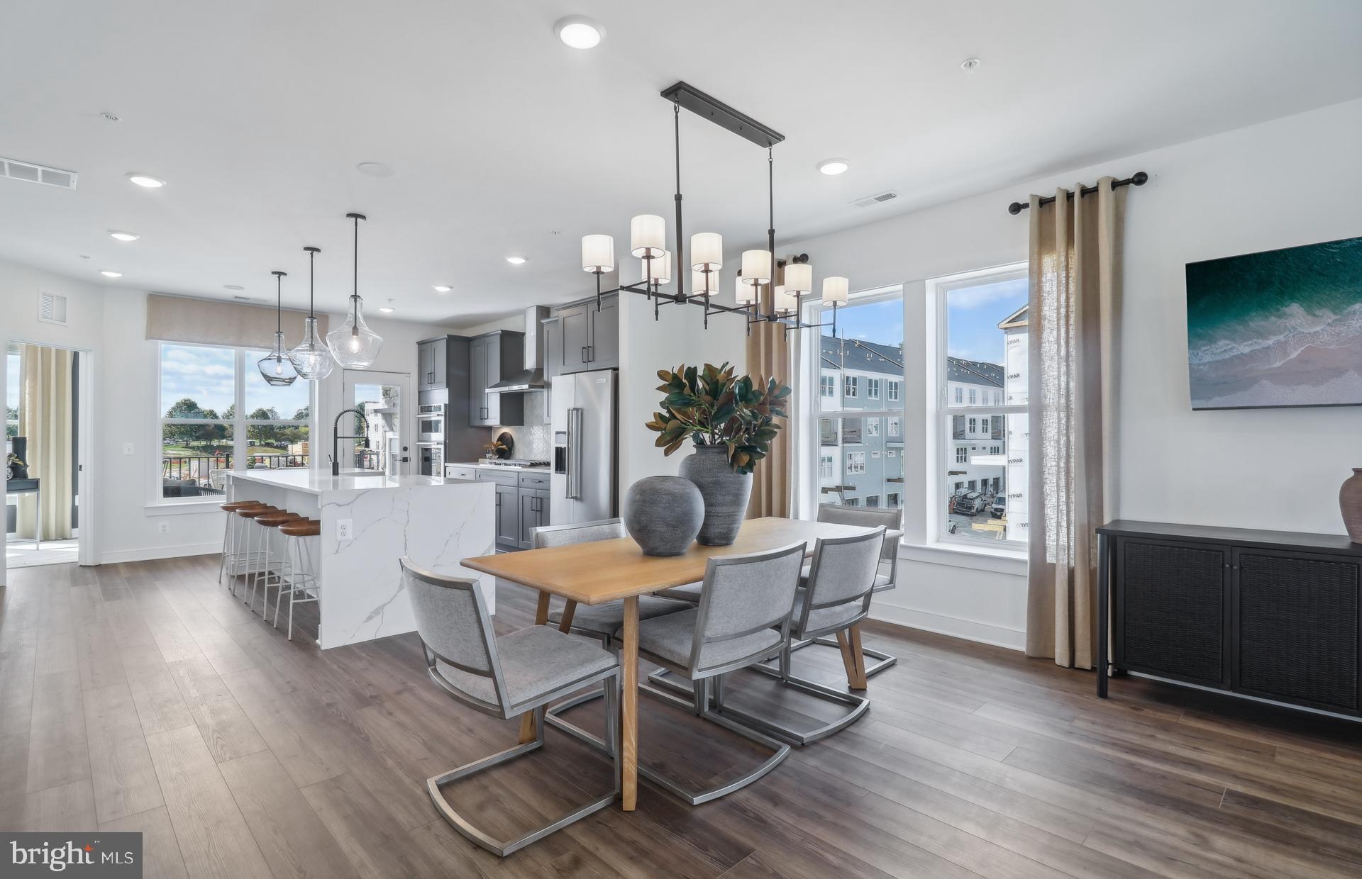 16146 Frederick Road Rockville, MD 20850 - Photo 2 of 41 a dining room with furniture and window