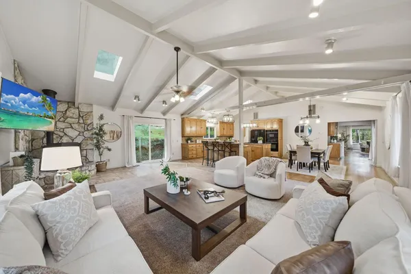 $639,000 | 12880 Tabeau Court, Pine Grove, CA 95665