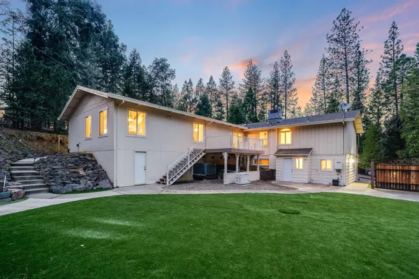 $639,000 | 12880 Tabeau Court, Pine Grove, CA 95665