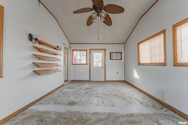 $125,000 | 95 Gavin Street, Lincoln, IL 62656