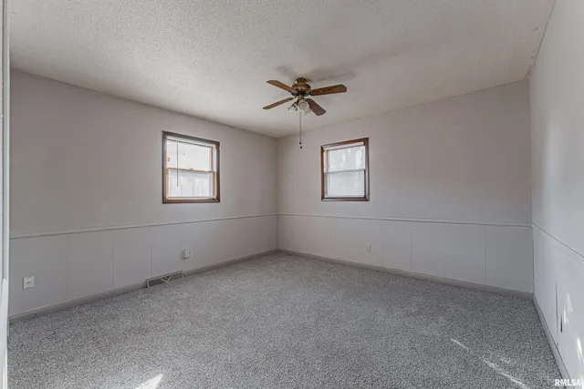 $125,000 | 95 Gavin Street, Lincoln, IL 62656