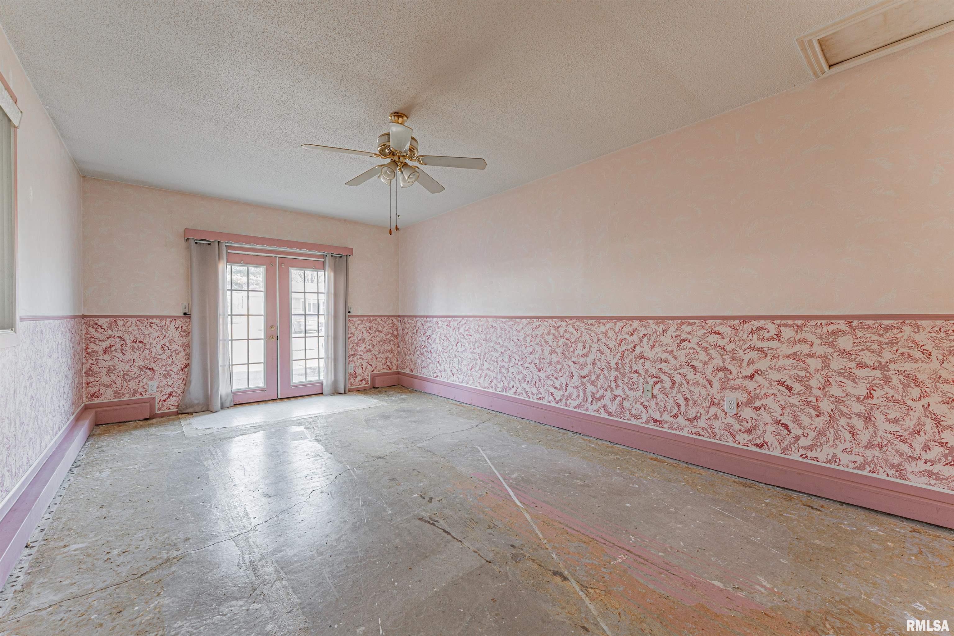 95 Gavin Street Lincoln, IL 62656 - Photo 8 of 23