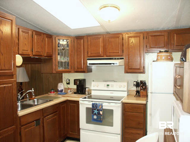 1371 Caney Loop Lillian, AL 36549 - Photo 5 of 20 Kitchen & Appliances