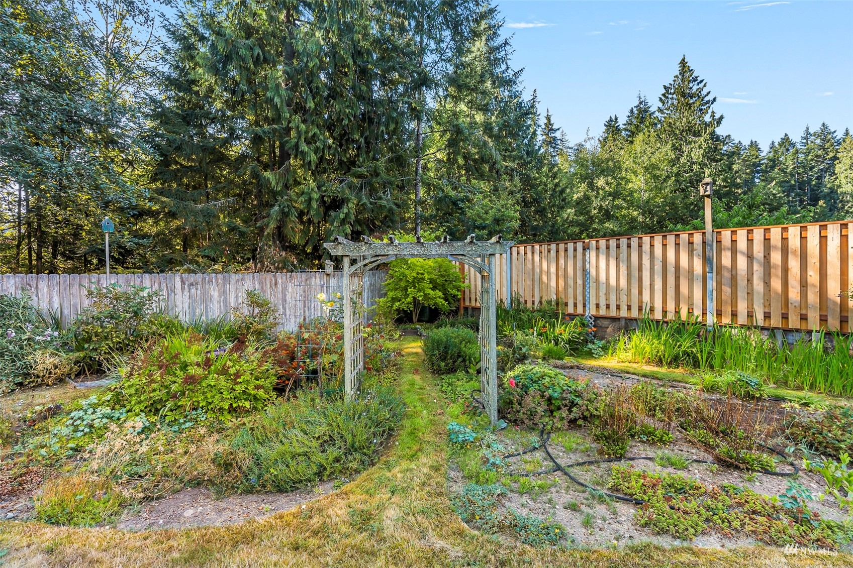 4174 Timberline Road Clinton, WA 98236 - Photo 27 of 39 Gallery Image 27