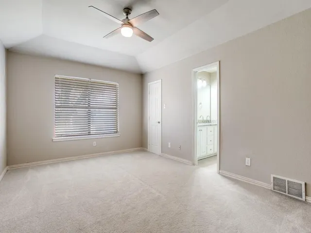 $399,900 | 209 Ginger Lane, Euless, TX 76039