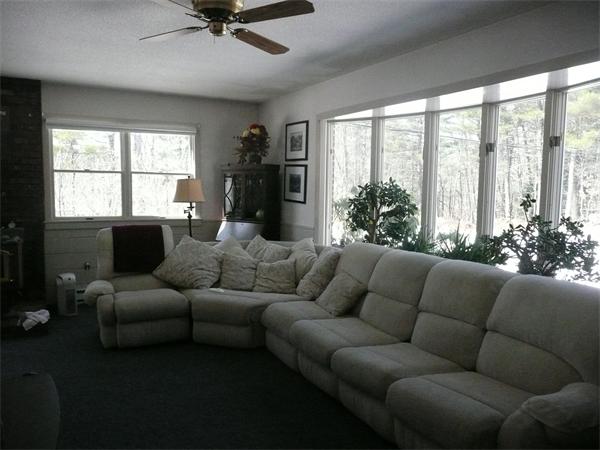 52 Grimes Road Hubbardston, MA 01452 - Photo 4 of 12 Gallery Image 4
