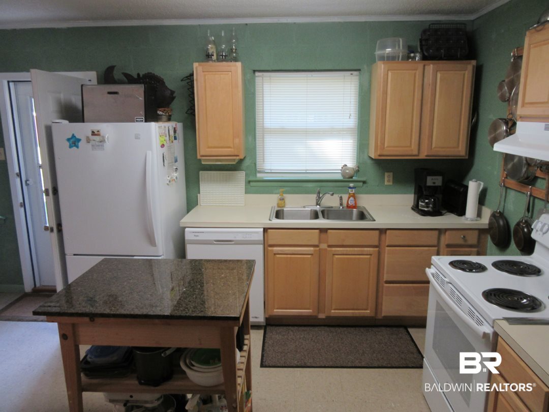 10289 Pleasure Point Road Gulf Shores, AL 36542 - Photo 12 of 46 Kitchen View 2