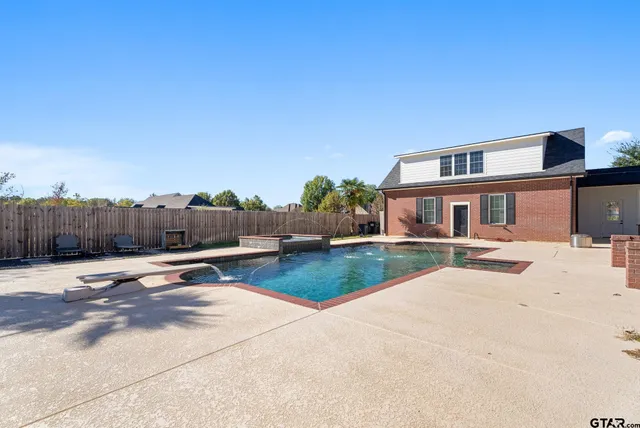 a front view of house with yard