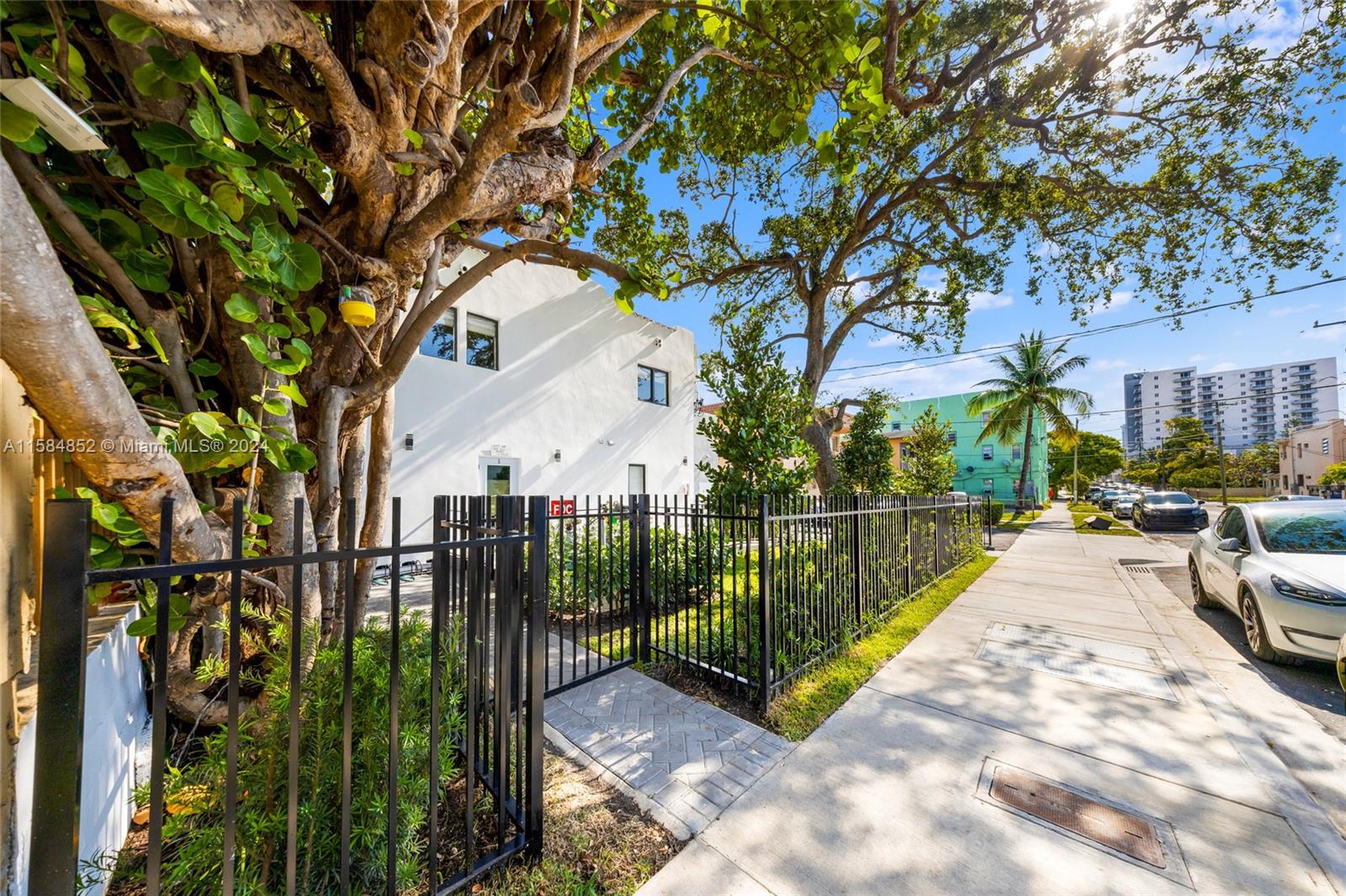 1335 Southwest 4th Street Miami, FL 33135 - Photo 3 of 59