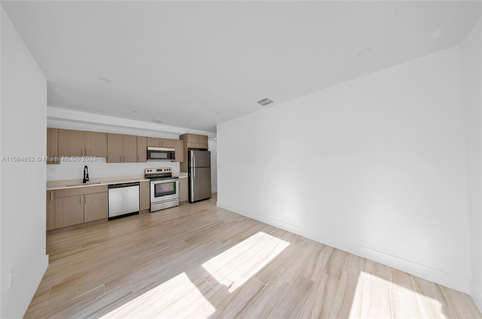1335 Southwest 4th Street Miami, FL 33135 - Photo 36 of 59