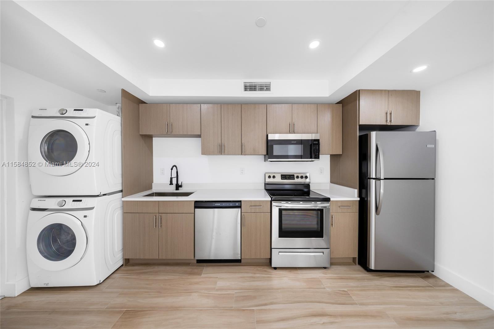 1335 Southwest 4th Street Miami, FL 33135 - Photo 8 of 59