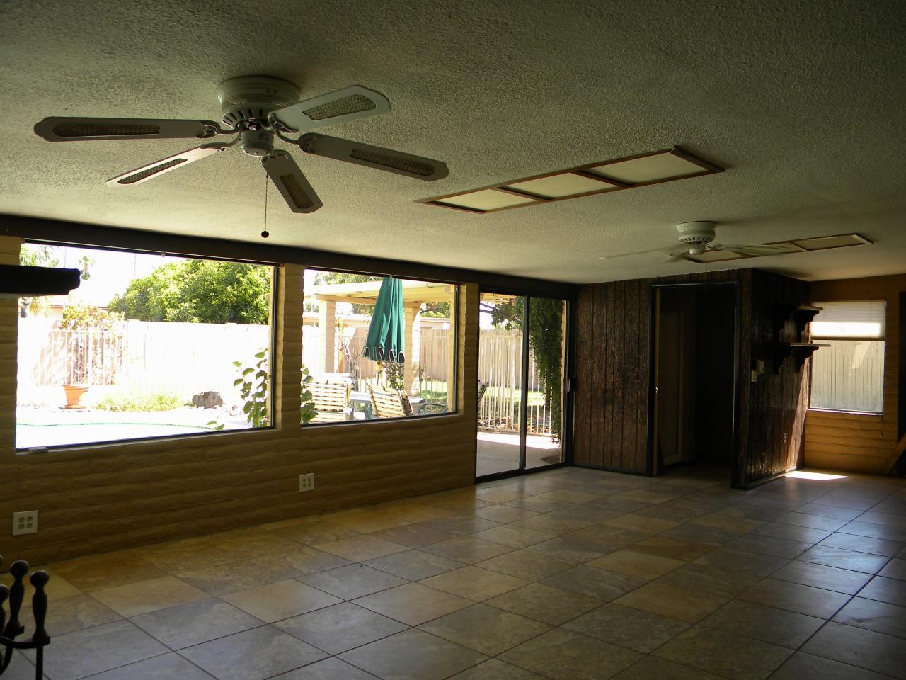 2964 East Bloomfield Road Phoenix, AZ 85032 - Photo 4 of 10 a view of an empty room and window