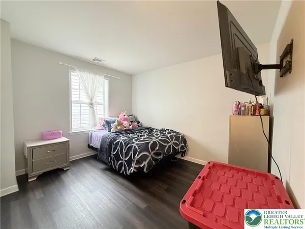 $440,000 | 2121 Huntington Lane, Easton, PA 18040