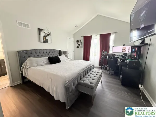 $440,000 | 2121 Huntington Lane, Easton, PA 18040