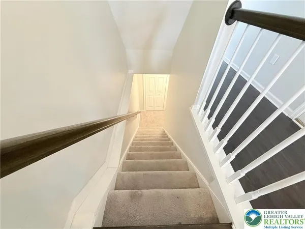 $440,000 | 2121 Huntington Lane, Easton, PA 18040