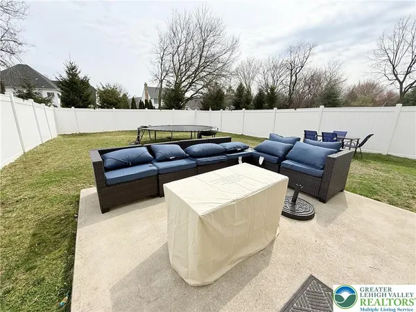 $440,000 | 2121 Huntington Lane, Easton, PA 18040