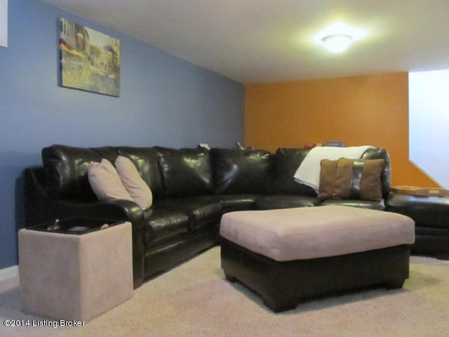 9604 Camille Road Louisville, KY 40299 - Photo 33 of 46 IMG_0447