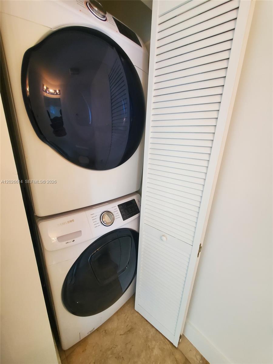 888 Biscayne Boulevard, Unit 311 Miami, FL 33132 - Photo 7 of 13