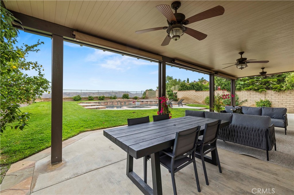 22915 Raintree Lane Saugus, CA 91390 - Photo 44 of 70