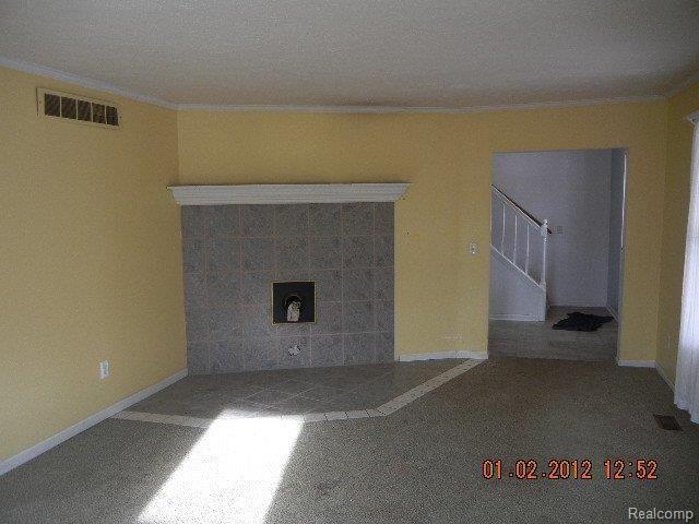 6491 Byron Road Howell, MI 48855 - Photo 4 of 13 DSCN1218.JPG