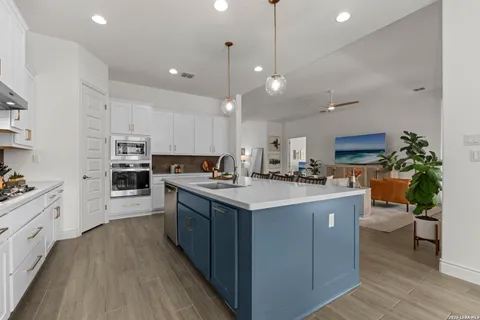$615,000 | 1307 Yaupon Loop, New Braunfels, TX 78132