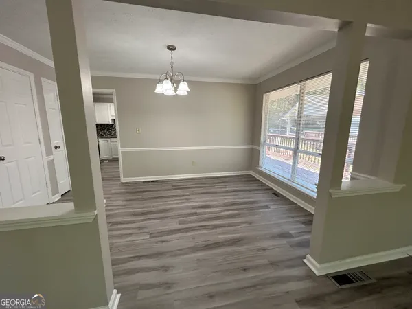 $2,395 | 1016 Kathleen Court, Roswell, GA 30075