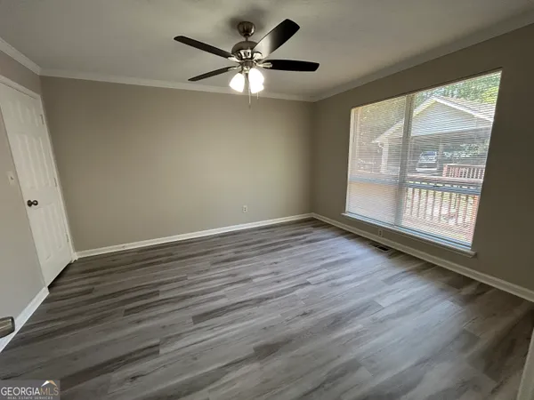 $2,395 | 1016 Kathleen Court, Roswell, GA 30075