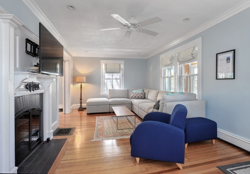 62 F Street, Unit BEACHSIDE Hull, MA 02045 - Photo 3 of 26