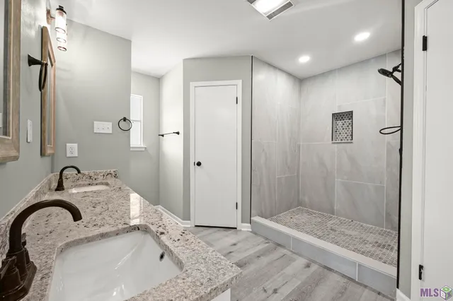 $259,900 | 13566 Parwood Avenue, Baton Rouge, LA 70816