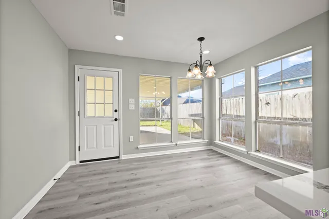 $259,900 | 13566 Parwood Avenue, Baton Rouge, LA 70816