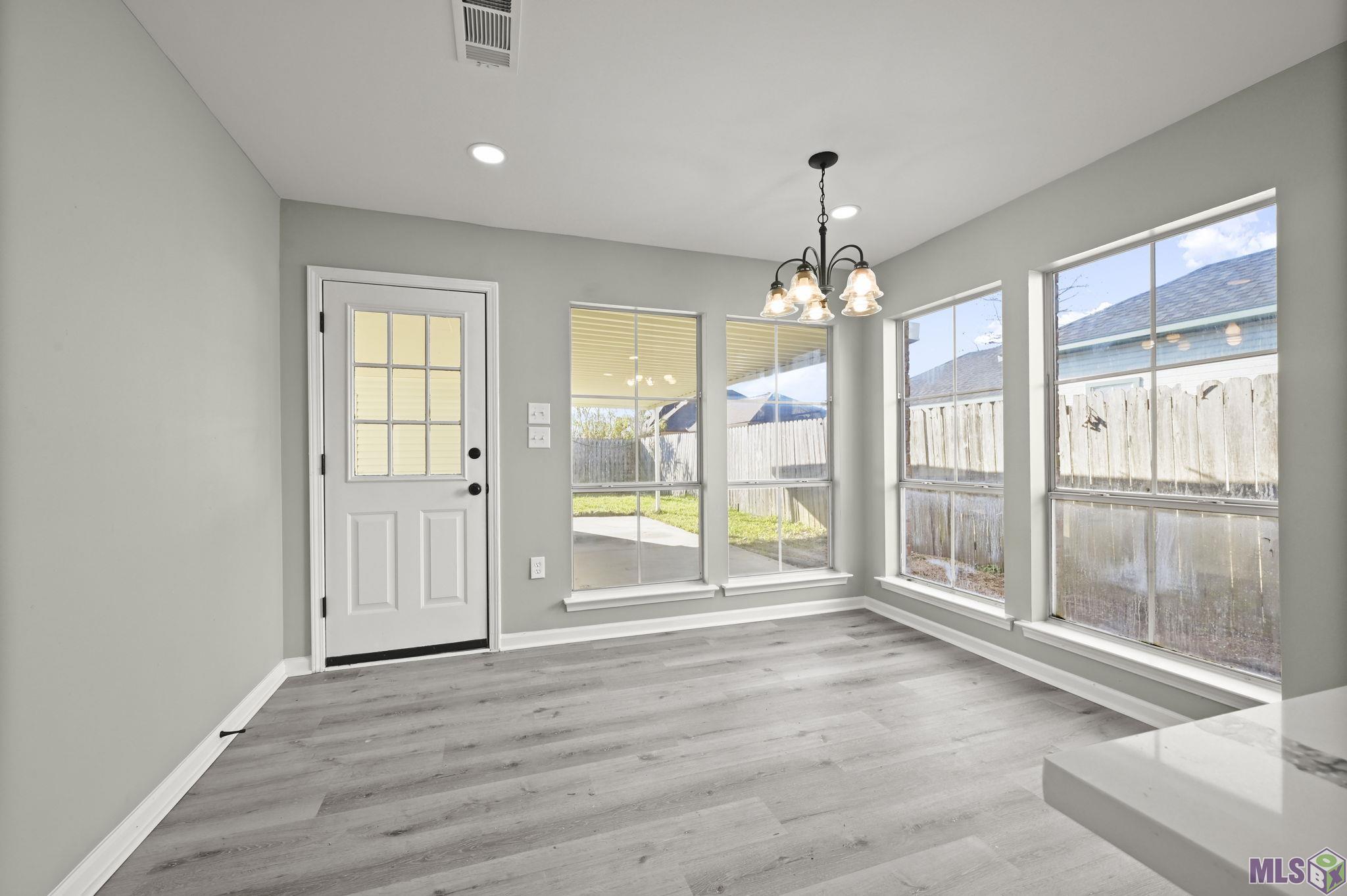 13566 Parwood Avenue Baton Rouge, LA 70816 - Photo 10 of 19