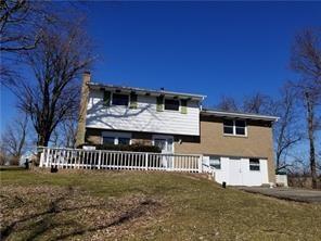 31 Courson Hill Road Washington, PA 15301 - Photo 2 of 14