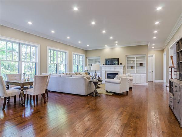 221 Windsor Road Newton, MA 02468 - Photo 11 of 30