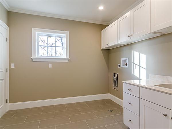 221 Windsor Road Newton, MA 02468 - Photo 20 of 30