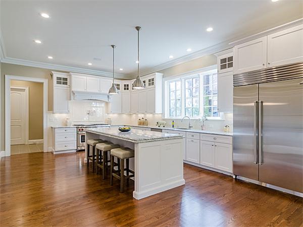 221 Windsor Road Newton, MA 02468 - Photo 6 of 30