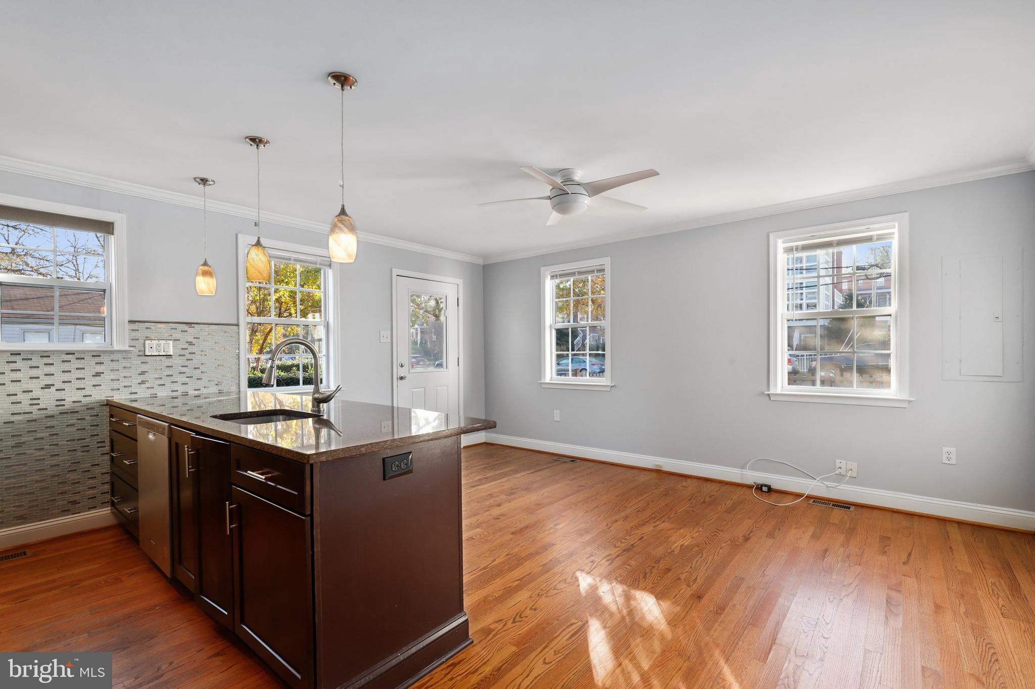 100 East Reed Avenue, Unit 1/2 Alexandria, VA 22305 - Photo 5 of 20 Gallery Image 5