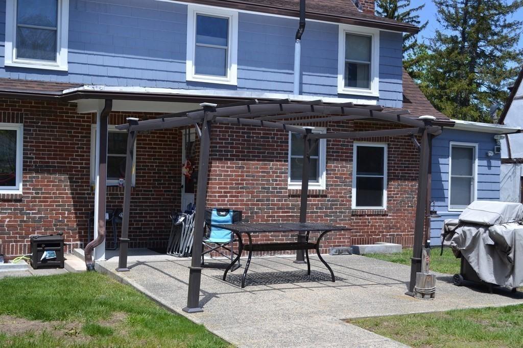 103 Bronson Terrace Springfield, MA 01108 - Photo 24 of 26 Gallery Image 24