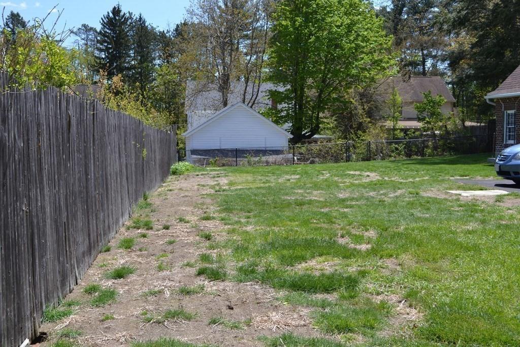 103 Bronson Terrace Springfield, MA 01108 - Photo 25 of 26 Gallery Image 25