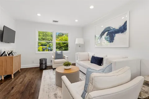 $1,075,000 | 116 Huntley Drive, Ardsley, NY 10502