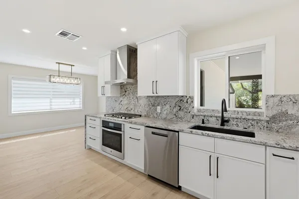 $6,000 | 6819 East Paradise Parkway, Scottsdale, AZ 85251