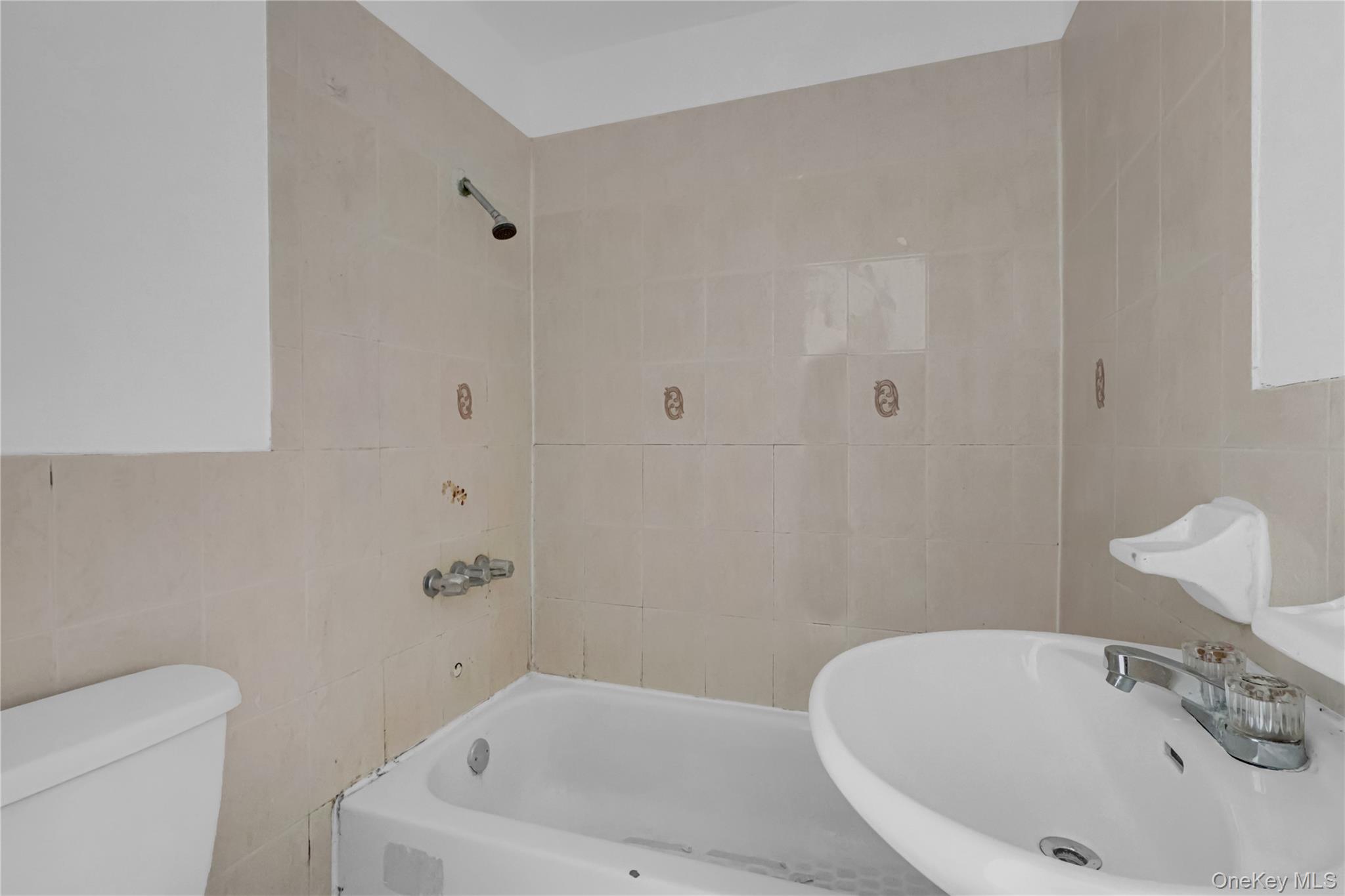 150-81 116th Road Queens, NY 11434 - Photo 16 of 22