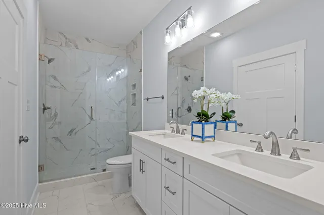 $895,000 | 200 Olde Towne Yacht Clb Drive, Unit 49, Beaufort, NC 28516