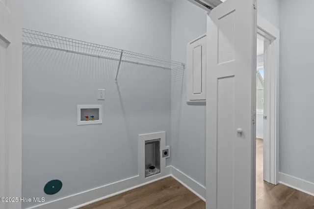 $895,000 | 200 Olde Towne Yacht Clb Drive, Unit 49, Beaufort, NC 28516