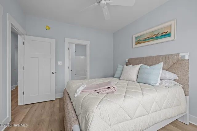 $895,000 | 200 Olde Towne Yacht Clb Drive, Unit 49, Beaufort, NC 28516