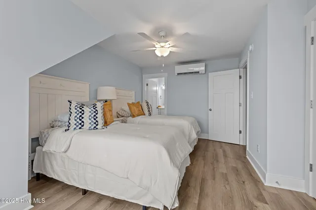 $895,000 | 200 Olde Towne Yacht Clb Drive, Unit 49, Beaufort, NC 28516