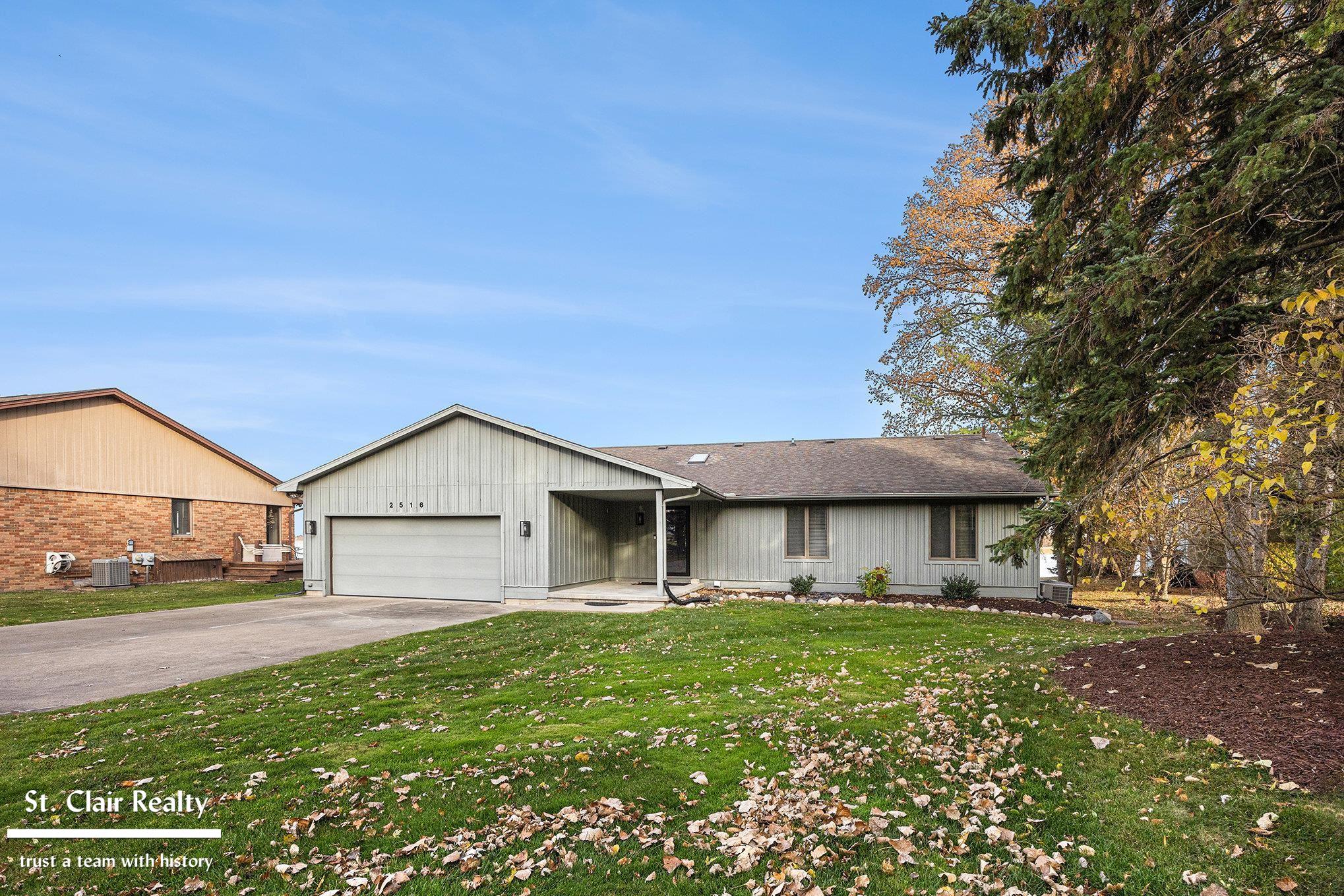 2516 River Road Marysville, MI 48040 - Photo 8 of 34