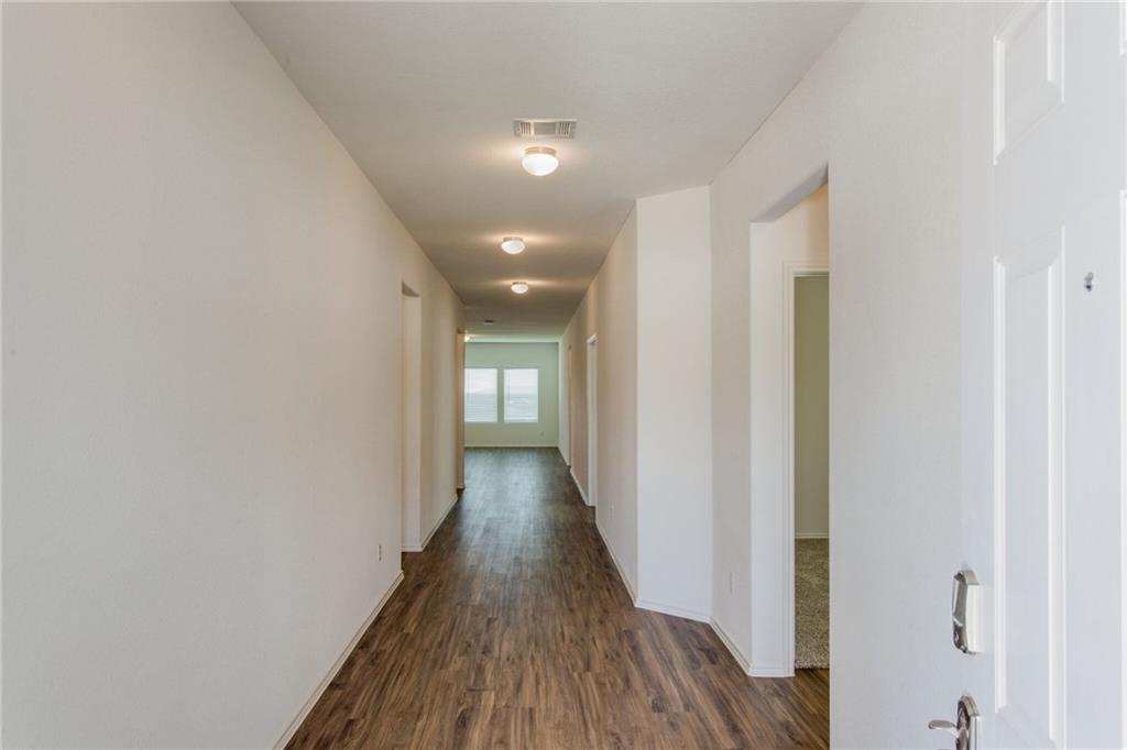 713 Mallow Road Leander, TX 78641 - Photo 4 of 32